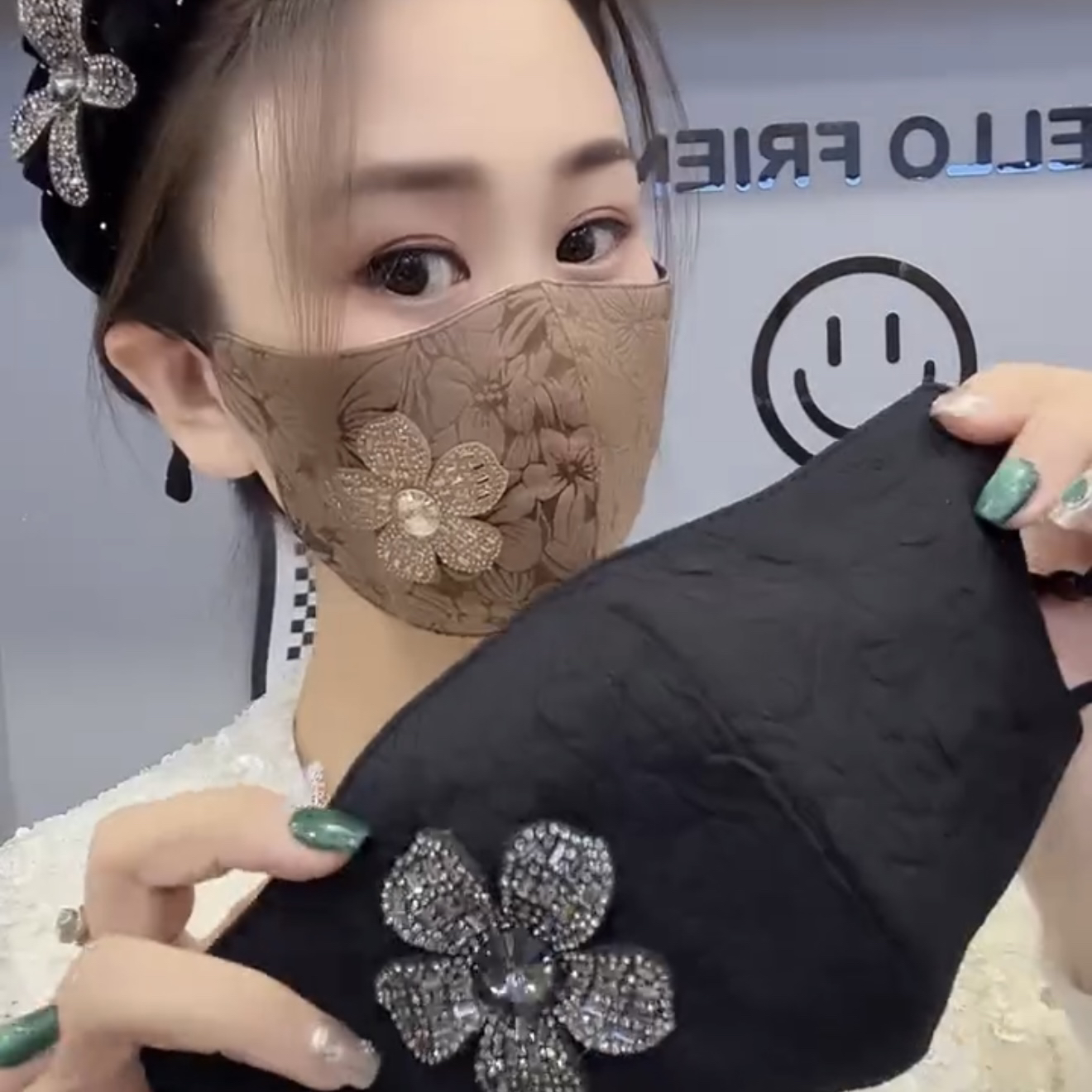 秋冬网红同款立体闪钻花朵两层纯棉口罩防风保暖可水洗可调节亲肤