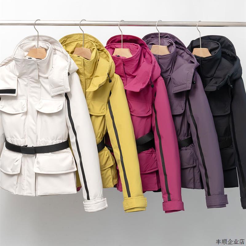 高端欧货2025年冬季新款连帽收腰羽绒服冲锋衣女小个子白鹅绒外套