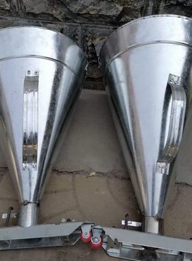 养殖场梯式鸡笼手持上料匀料器