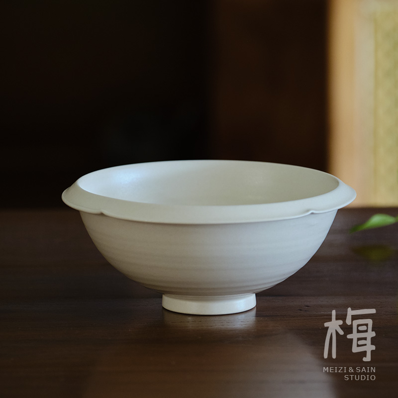 梅子 花口甜品碗 纯手工陶瓷米饭碗 中式小汤碗 暖白色 素雅 干净