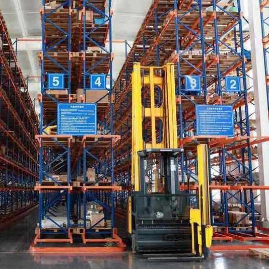 重型窄巷道高位货架湖南长沙厂家三向叉车磁导机械轨托盘高效