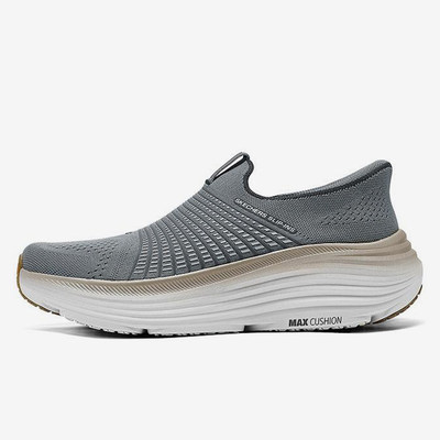 Skechers/斯凯奇正品GO系列男士轻盈防滑耐磨跑步鞋220612-CHAR