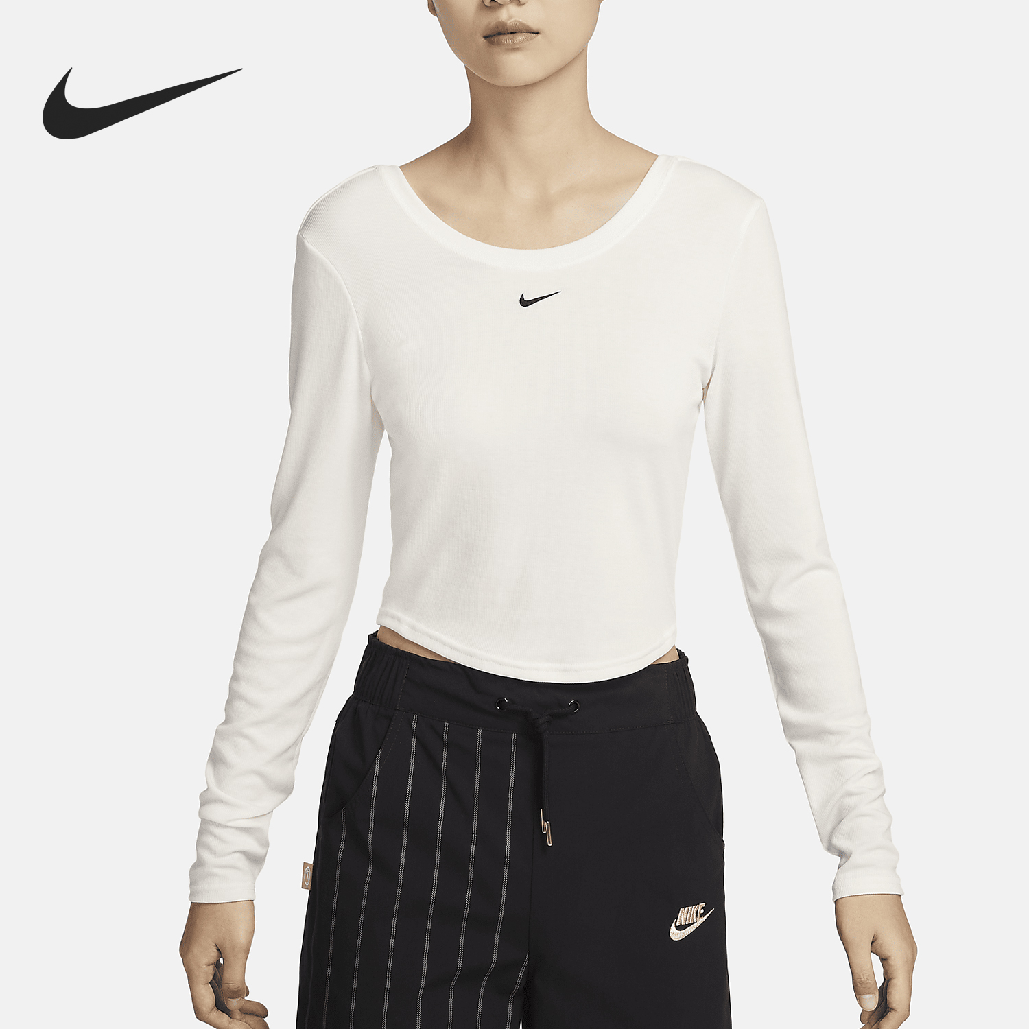Nike/耐克女士长袖T恤
