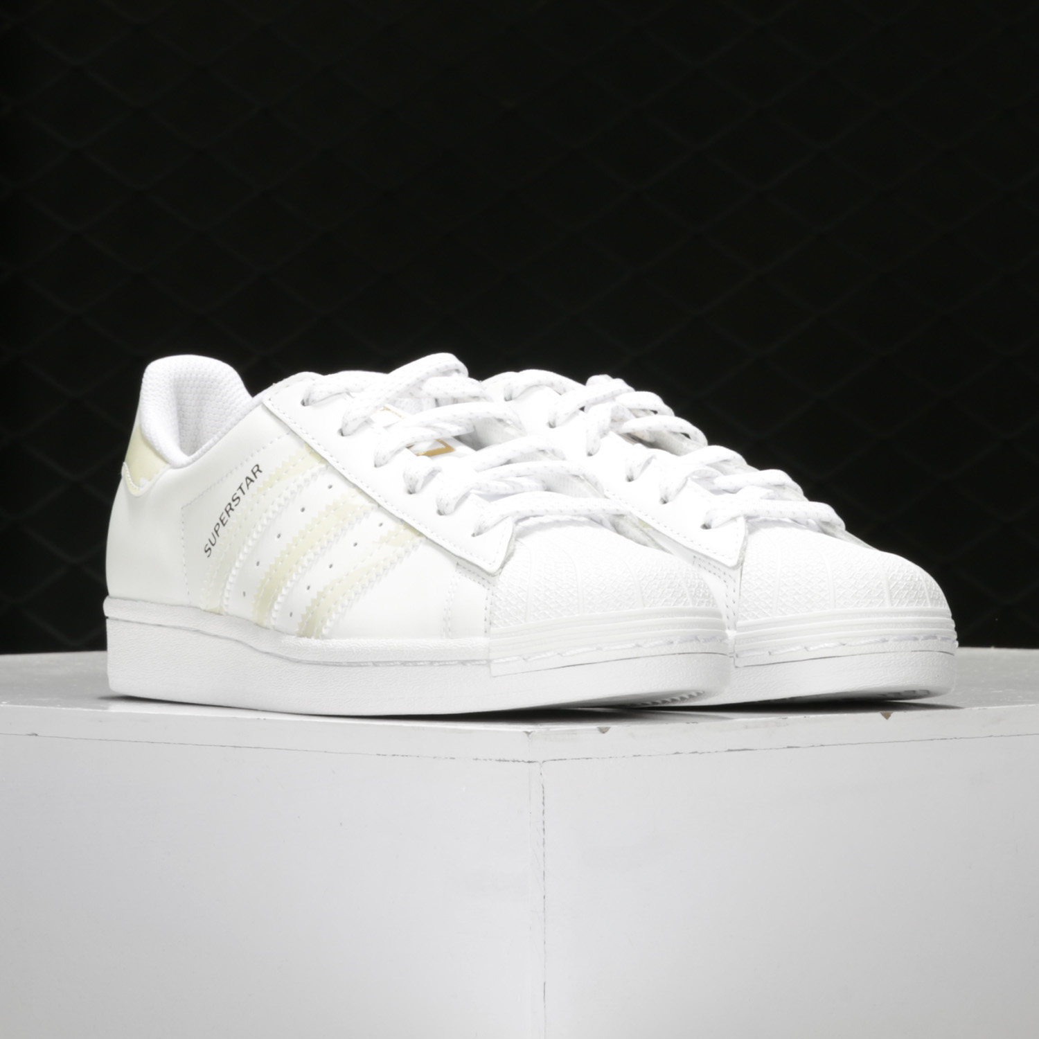 Adidas/阿迪达斯正品 新款三叶草男女SUPERSTAR休闲鞋 FX9088,运动鞋new,运动休闲鞋,淘宝优惠券,粉丝福利购,淘宝优惠卷