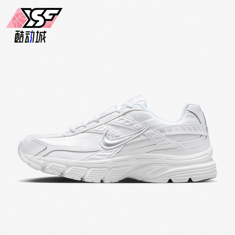 耐克女士耐磨简约休闲运动鞋