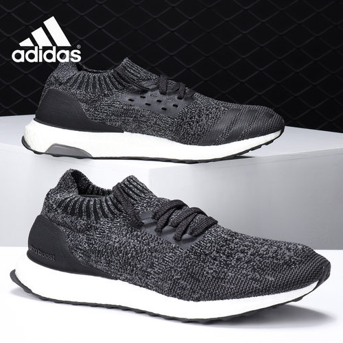 阿迪达斯UltraBoost跑步鞋男子
