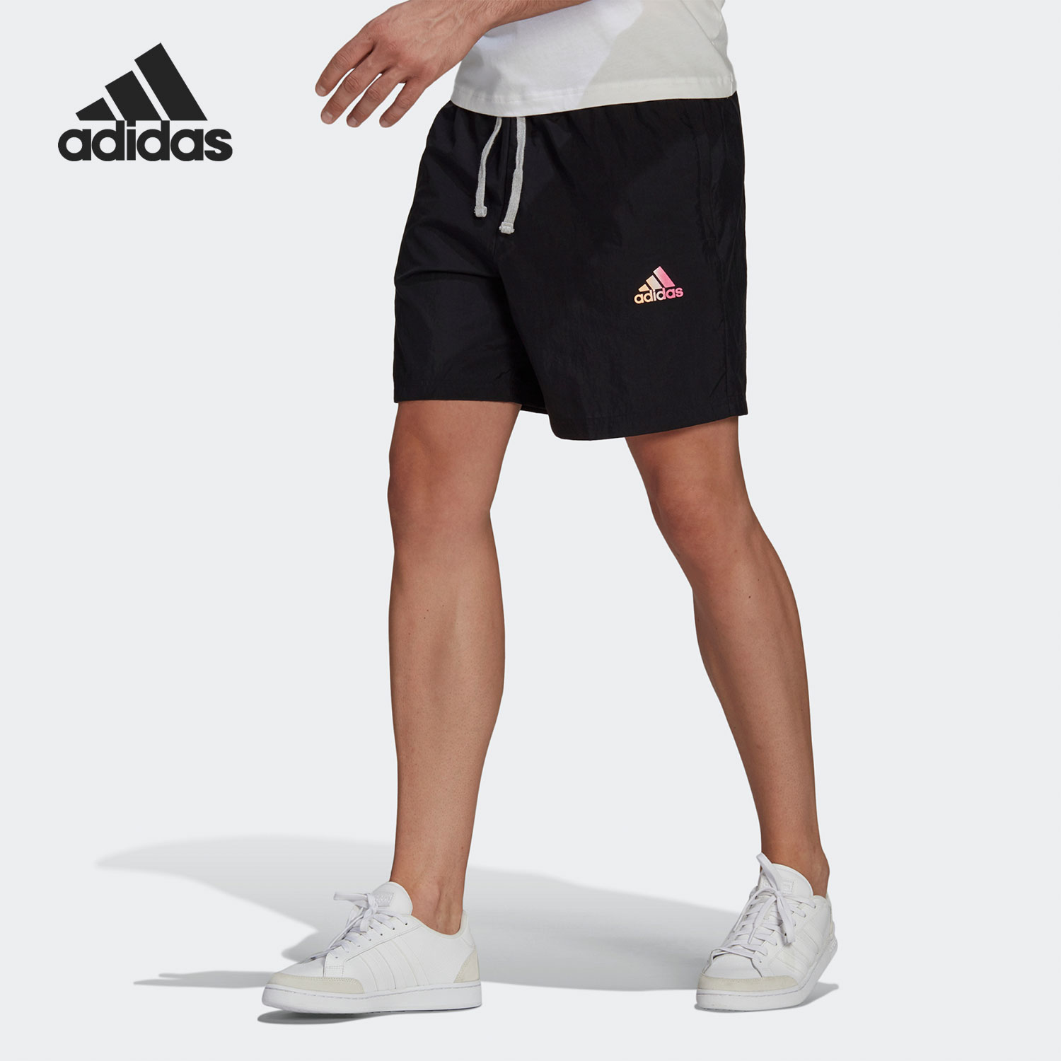 Adidas/阿迪达斯正品 2021夏季新款男子休闲运动型格短裤GK9592