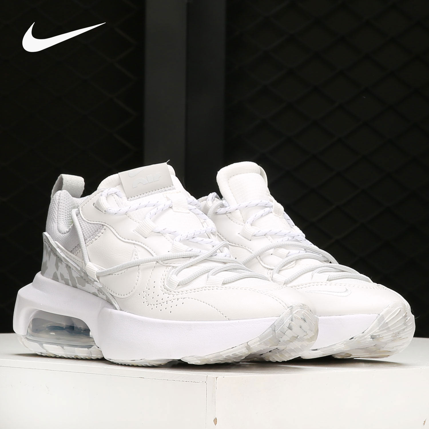 Nike/耐克正品Air Max Viva 女子气垫减震运动鞋 DB5269-100,运动鞋new,运动休闲鞋,淘宝优惠券,粉丝福利购,淘宝优惠卷