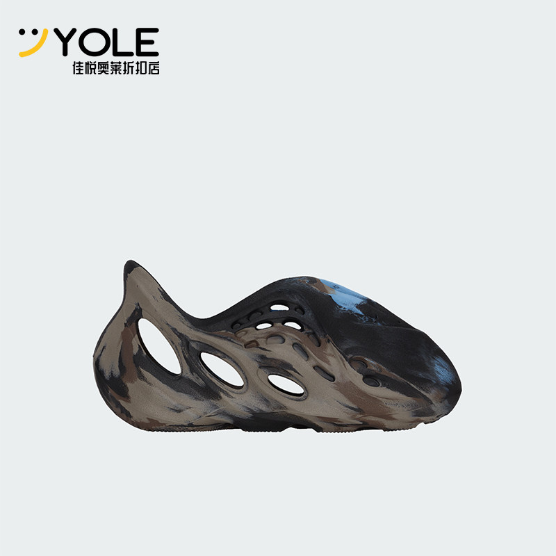 阿迪达斯婴童时尚户外休闲鞋