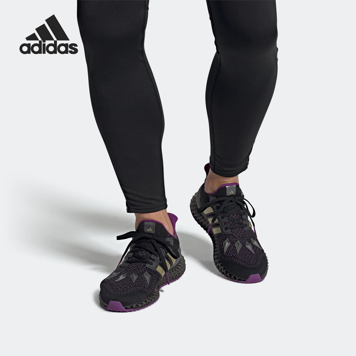 Adidas/阿迪达斯男女轻便跑步鞋