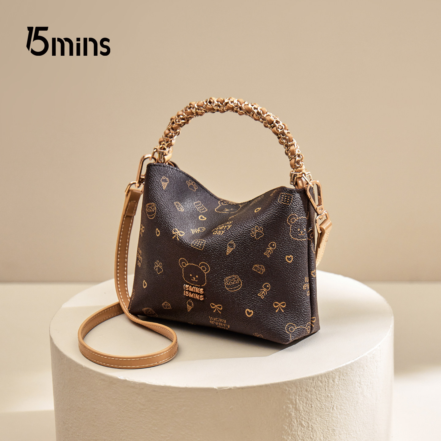15mins包包女2025新款手提斜挎女包高级感通勤百搭单肩饺子包女款