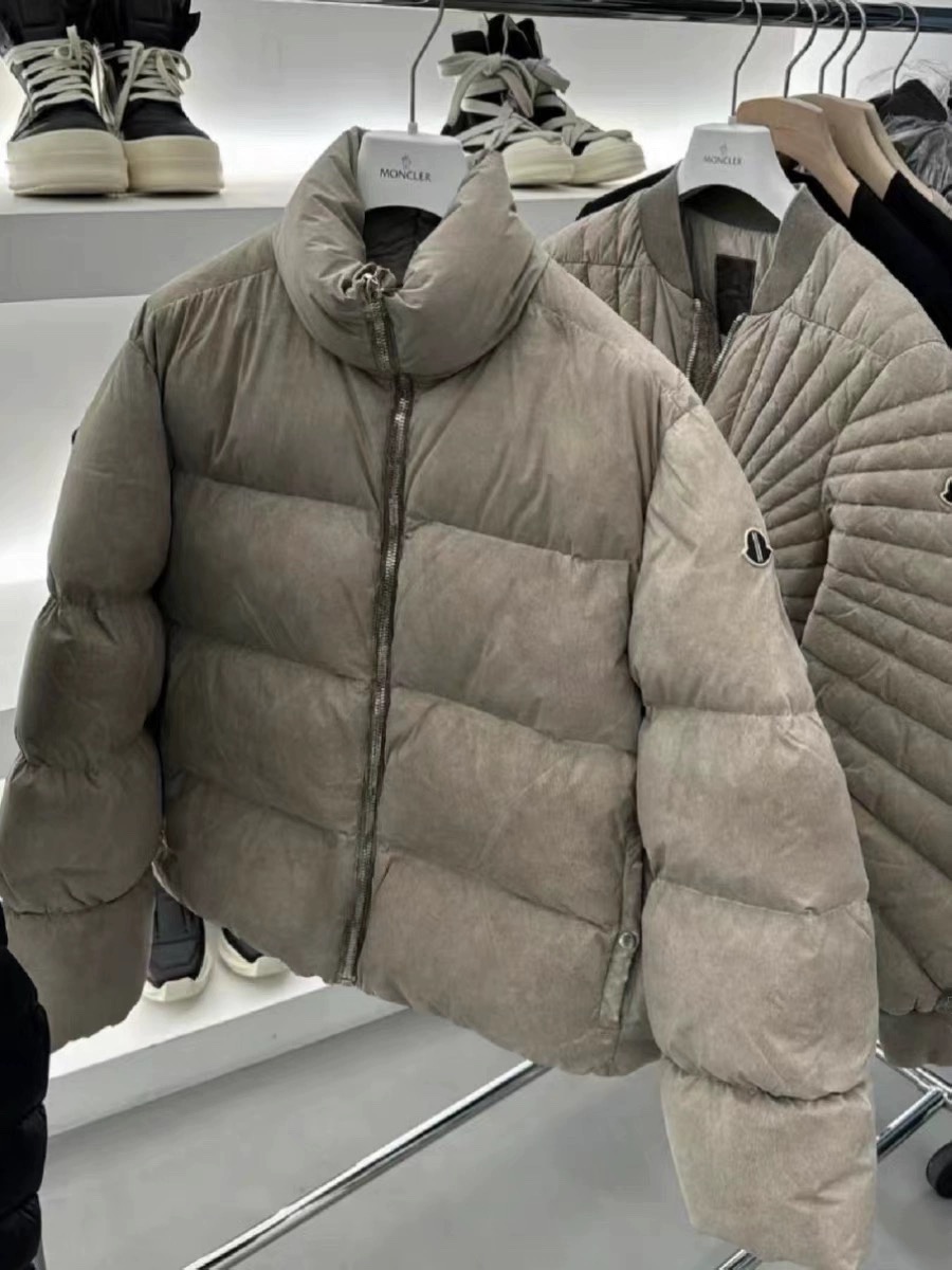 thumbnail for Top Quality 800 Fill Power! 23Fw Ro Heavyweight Mengjia Collaboration Stand Collar 90 White Duck down Jacket Unisex Short Style