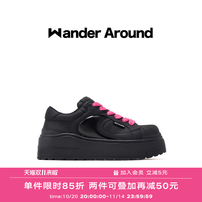 Wander around2025年春季新款厚底增高黑色贝壳头休闲板鞋女