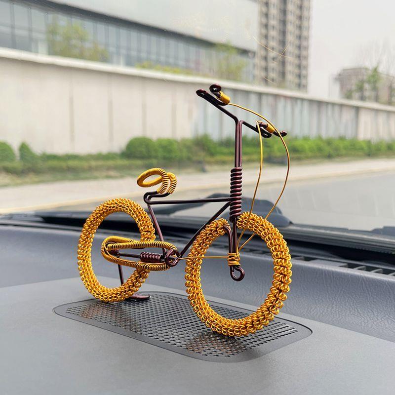 创意汽车摆件车载中控台