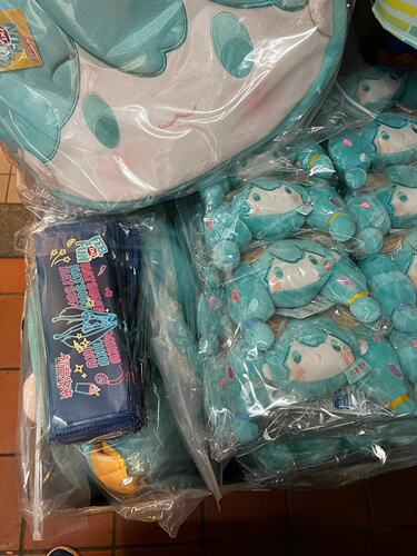 2024DQ冰淇淋初音未来联名周边毛绒挂件双肩包透卡收藏礼物双肩包