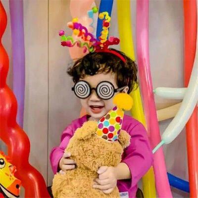 Fun Glasses Clear And Bright Full Frame Clothing