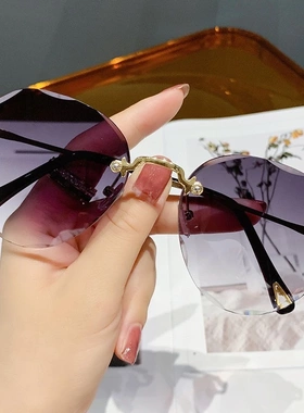 2025新款眼镜太阳镜无框切边时尚网红街拍大脸显瘦潮流款蛤蟆墨镜