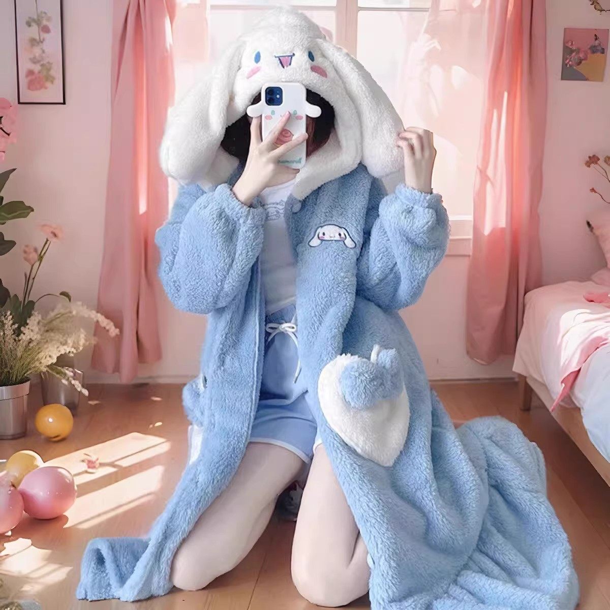 玉桂狗珊瑚绒加厚长款睡袍女