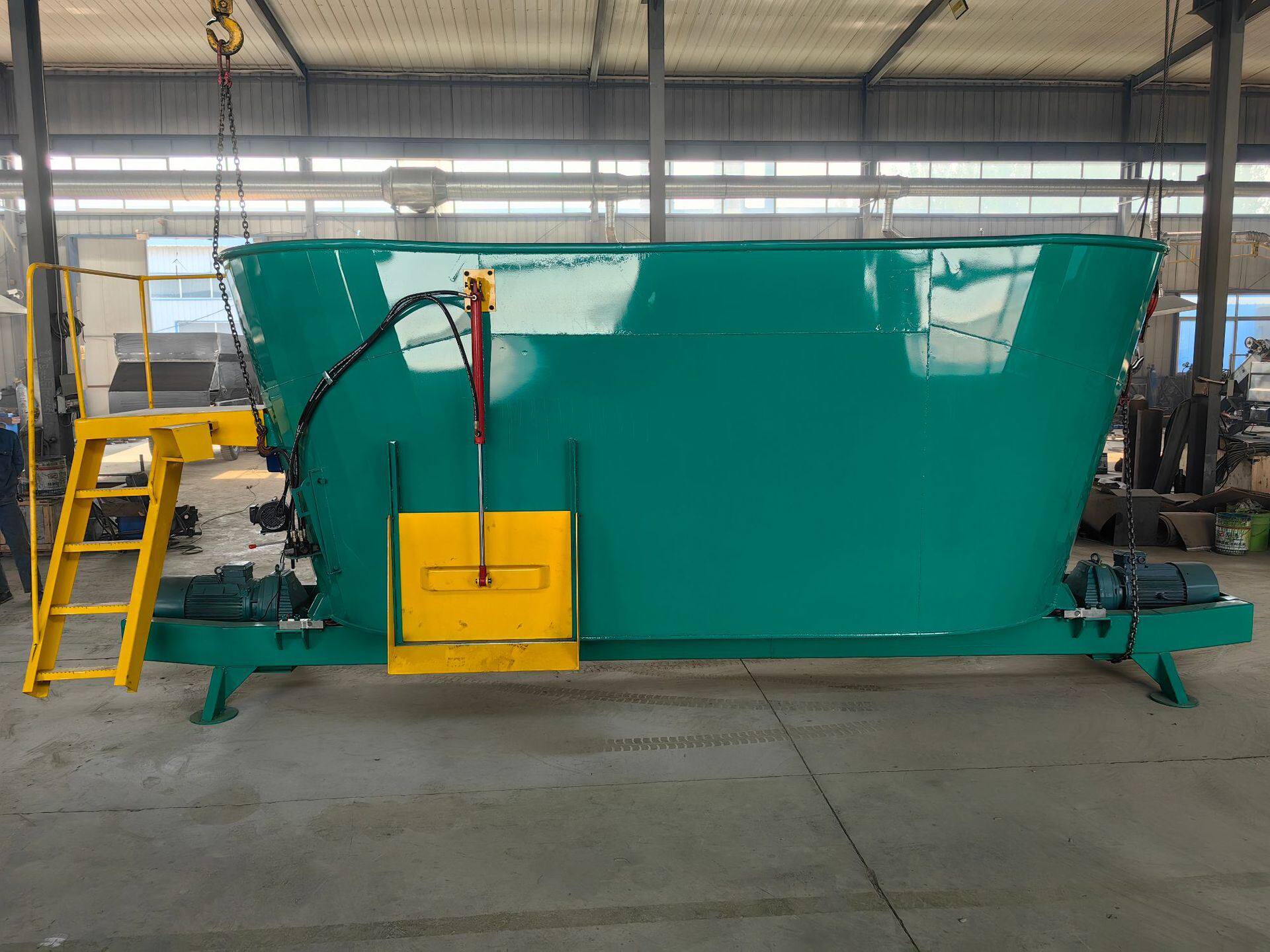 立式双绞龙混草搅拌机养殖场青贮草料制备机牛羊秸秆果秧拌草机