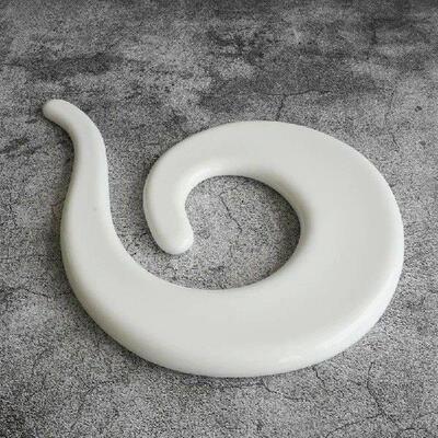 Western Food on The Molecular Plate Dessert Appetizer