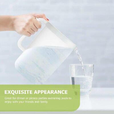 Plastic Cold Water Pitcher Large Capacity Kettle Lid Handle