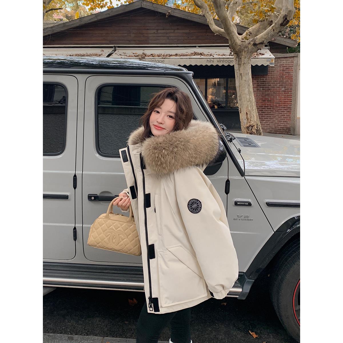 派克服羽绒服女冬季新款宽松显瘦保暖连帽冲锋衣外套白鸭绒大毛领