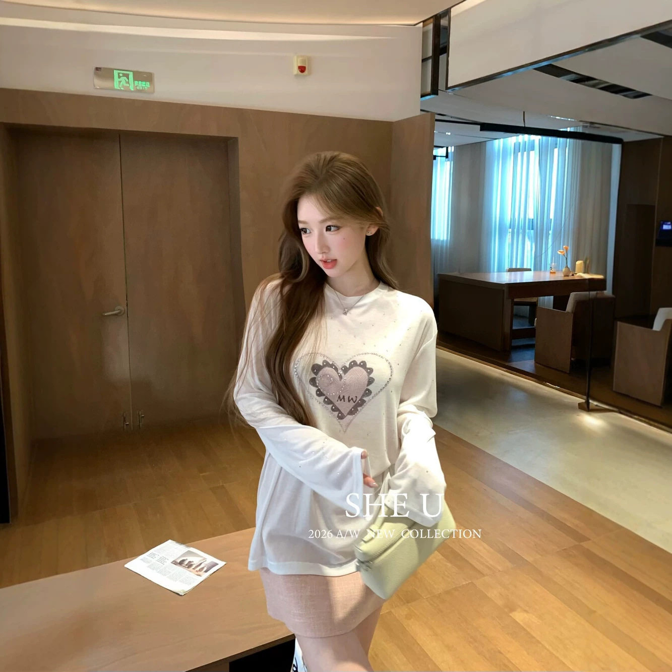 SHE U 少女韩系休闲风白色韩系休闲风T恤女2026新款慵懒长袖上衣