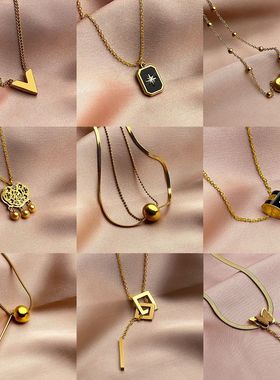 钛钢吊坠手链首饰挂件女生百搭四叶草锁骨链项链饰品蝴蝶耳夹配饰