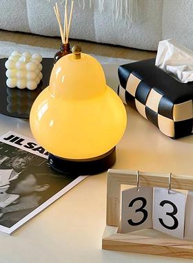 三棵松照明玻璃中古法式奶油梨子氛围台灯充电卧室床头灯便携高级