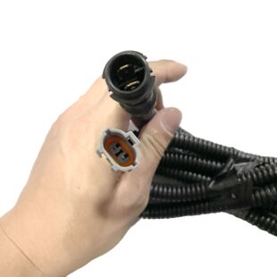 适配联合重卡联合卡车驾驶室举升控制器电动油泵开关100450800107