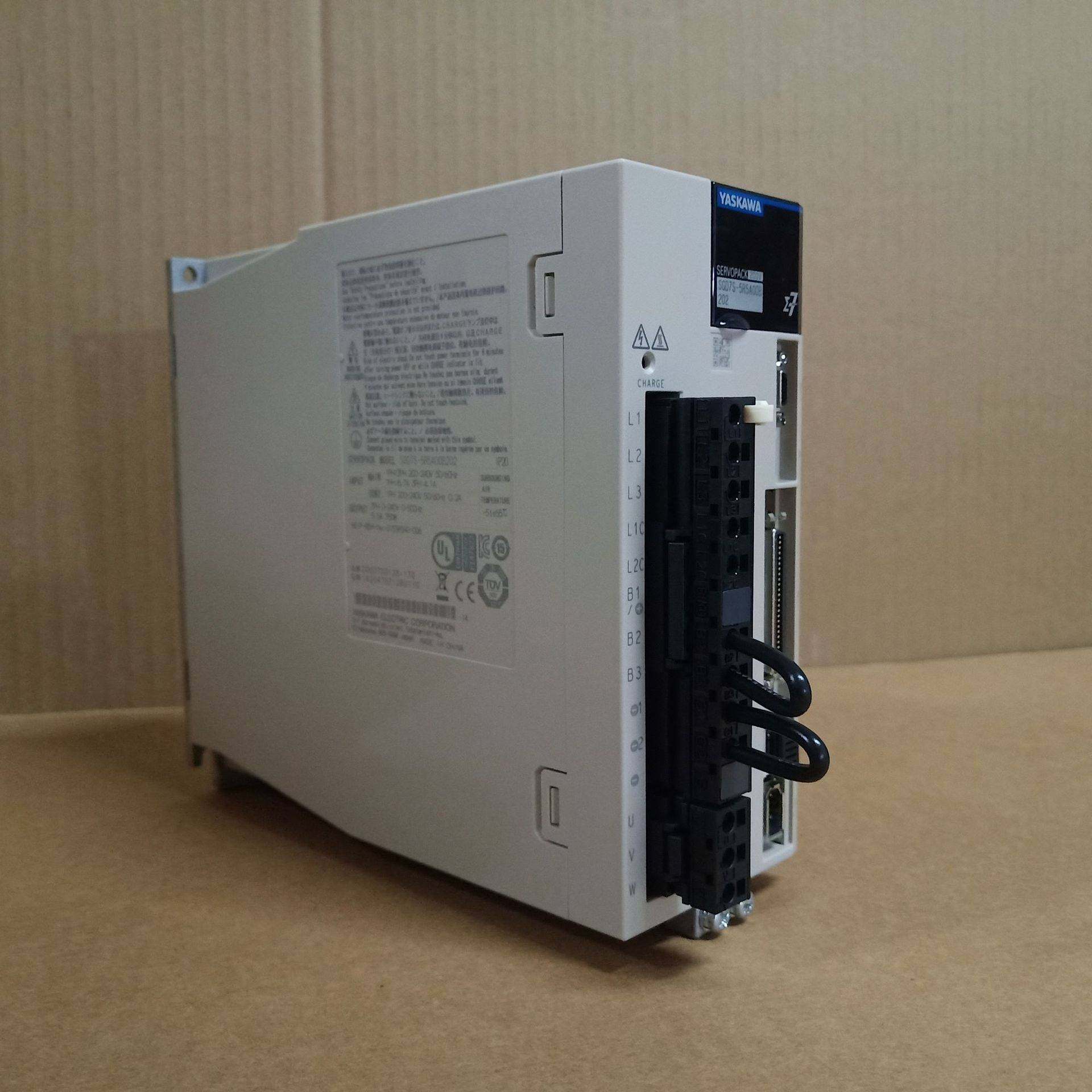 安川伺服电机SGM7J-08AFC6S SGM7J-08AFC6E SGD7S-5R5A00B202