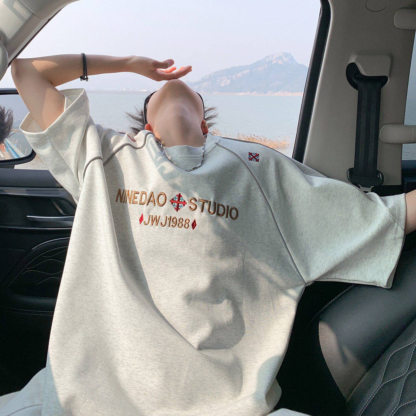 重磅简约冰丝刺绣短袖男款夏季美式半袖t恤青少年潮流学院风上衣T