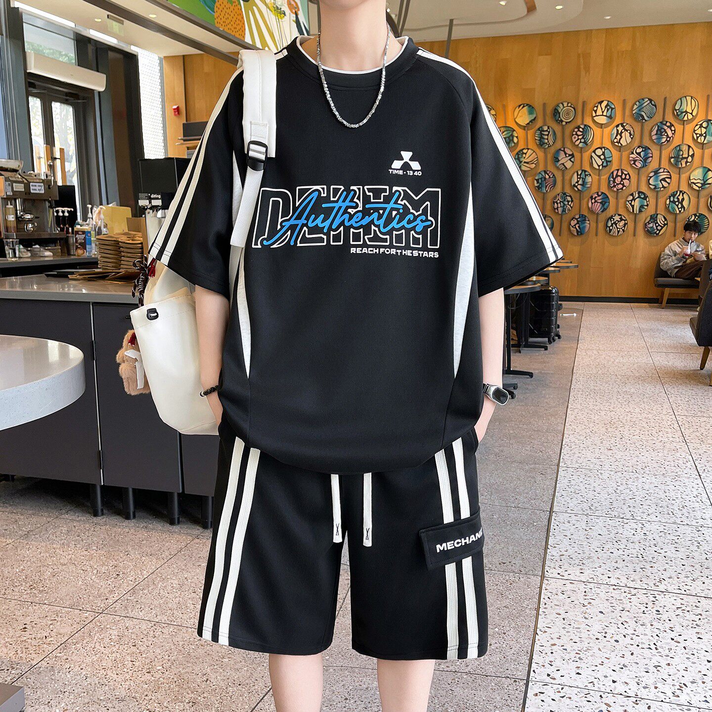 休闲运动套装夏季冰丝男短袖短裤青少年潮流帅气学生男装一套衣服