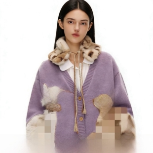 Outthe Blue绒绒猫对白新款紫色环保皮草重工刺绣V领针织毛衣开衫