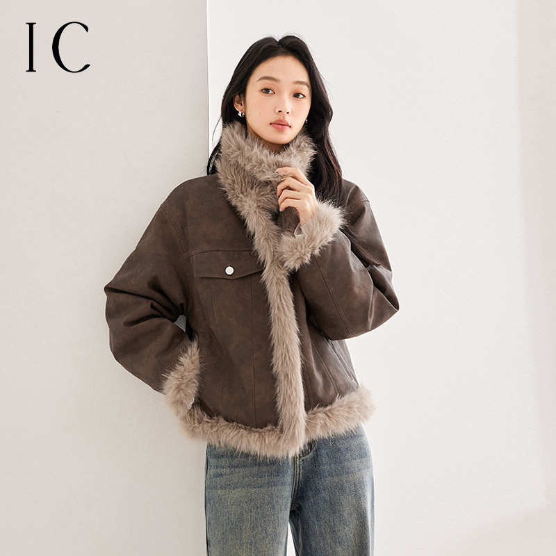 IC法式复古仿皮毛一体外套