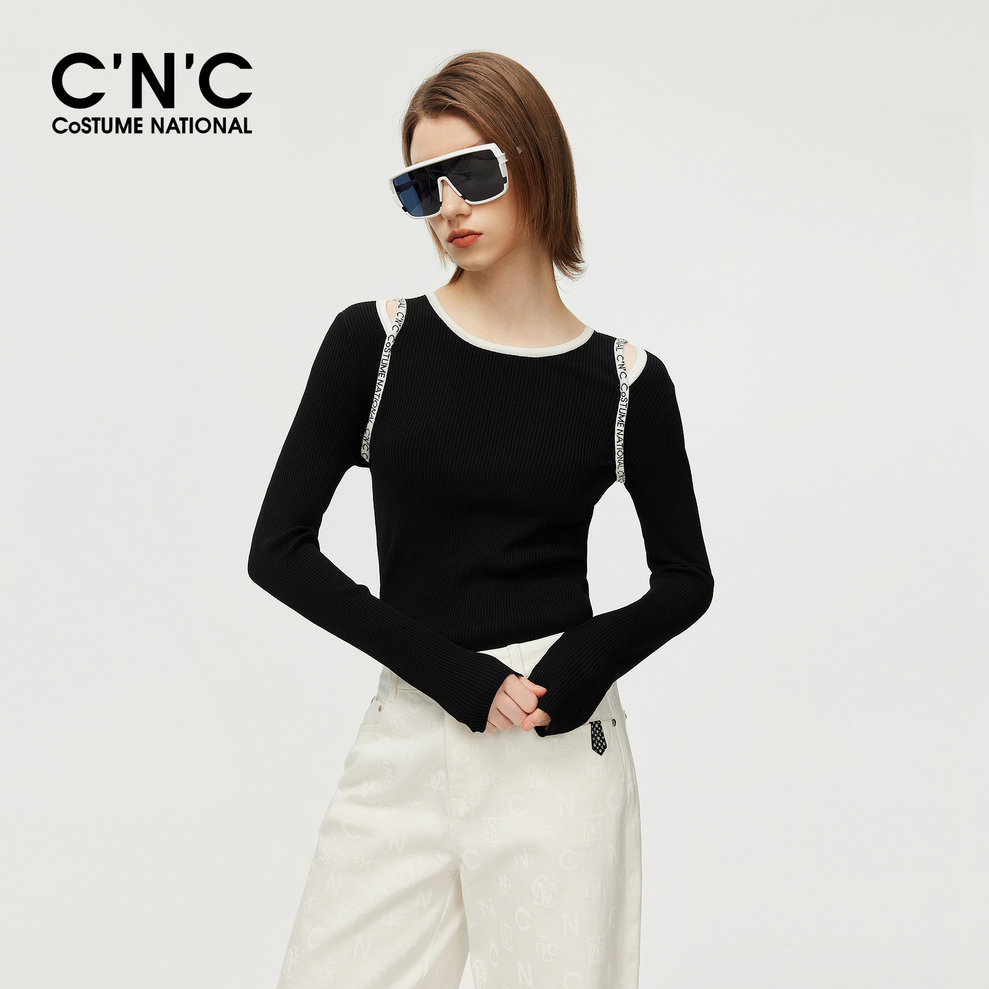 CNC女装字母背带镂空针织衫女秋冬长袖休闲薄款修身上衣内搭