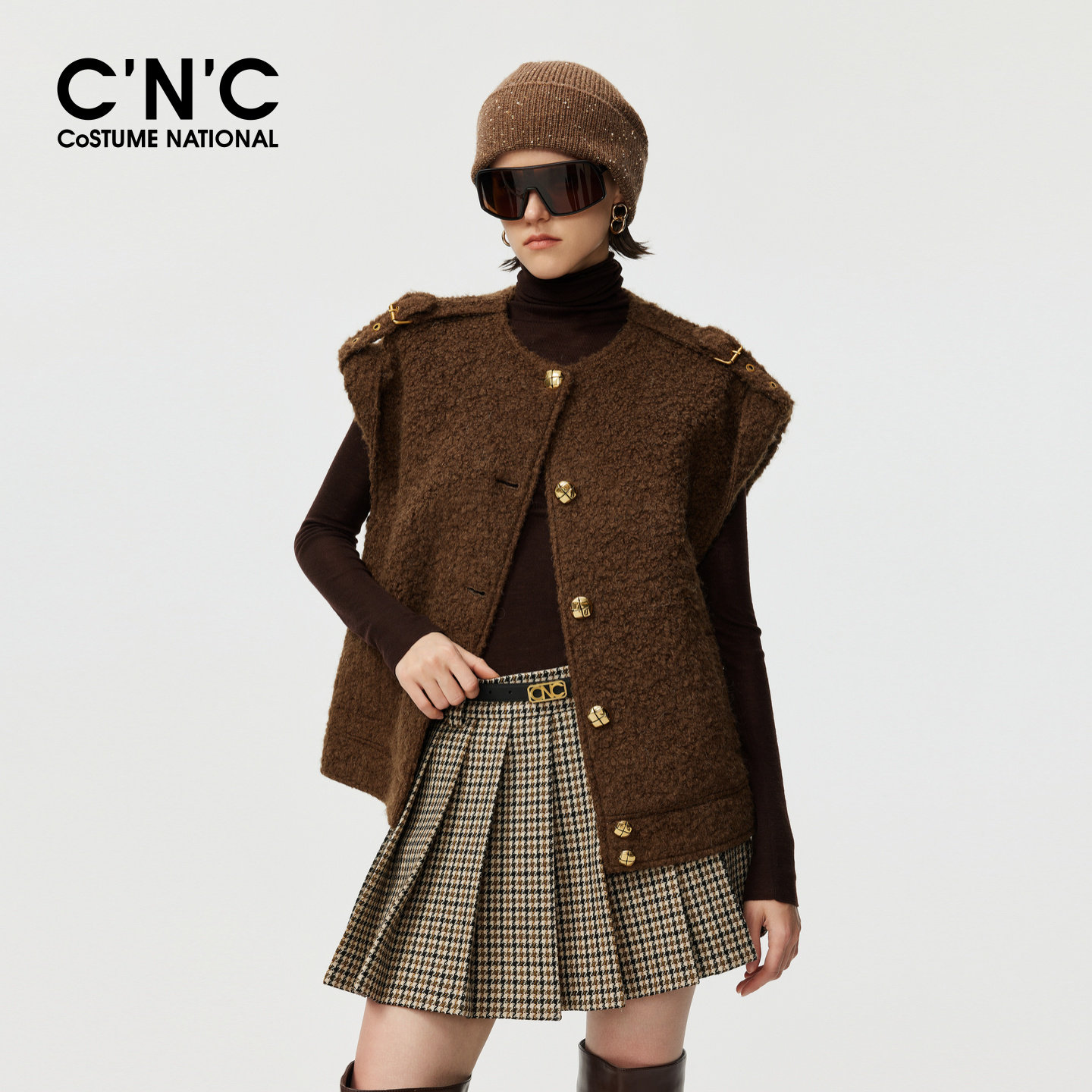 CNC女装含绵羊毛复古肩袢圈圈毛绒马甲女秋冬短款无袖叠穿外套