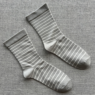外贸袜子女 小众轻奢中筒袜女文艺简约横杠条纹松口女袜ins潮流袜