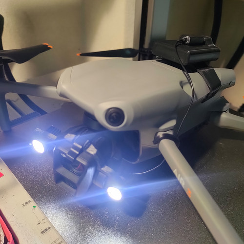 新款无人机云台灯高亮度轻量化随动云台夜飞灯适用于大疆Air3 3S