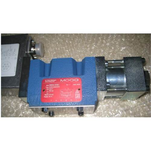 【现货电磁阀DG4V-3-8C-M-P7-H-7-50】【出售】顺丰快递 货到付款