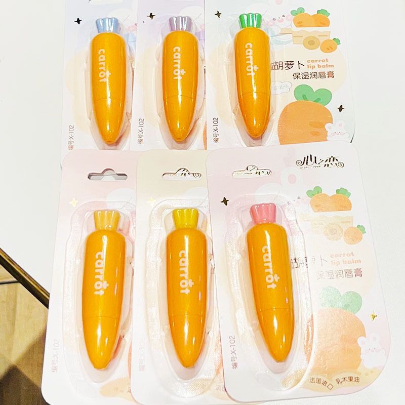 萝卜款水果香型保湿润唇膏补水