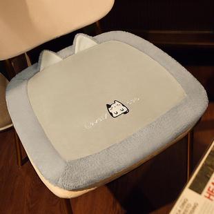 乳胶坐垫办公室久坐屁垫防滑椅子垫子学生屁股垫椅垫家用加厚凌之