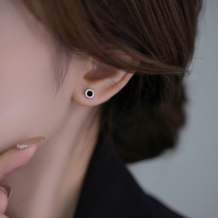 S999纯银罗马数字黑色圆形耳钉男女同款小众设计感潮男个性耳饰