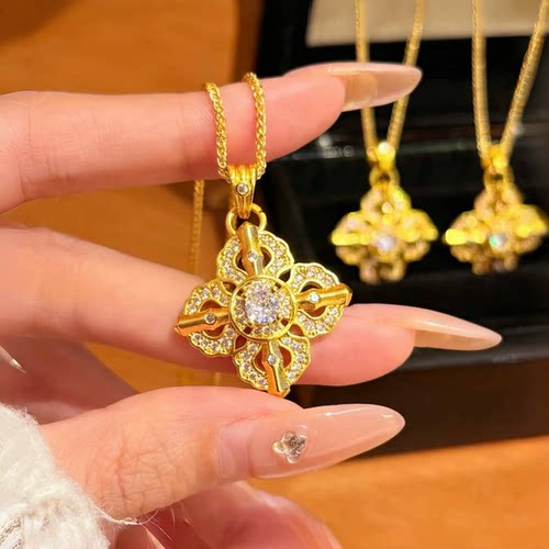 新中式古法沙金十字金刚杵吊坠项链女四叶草满钻轻奢高级感锁骨链
