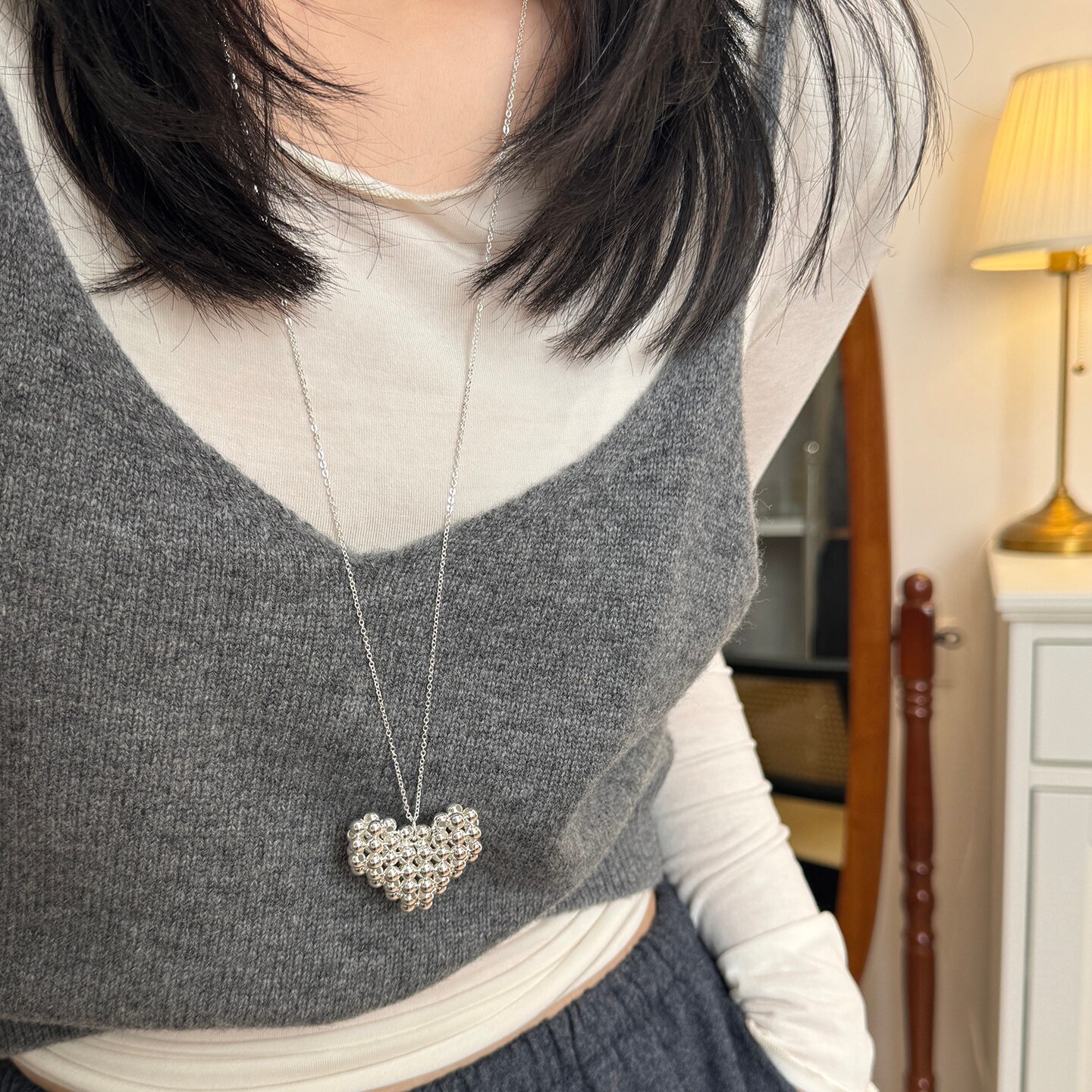 韩系ins风银色爱心金属长款项链女简约高级感轻奢小众串珠毛衣链