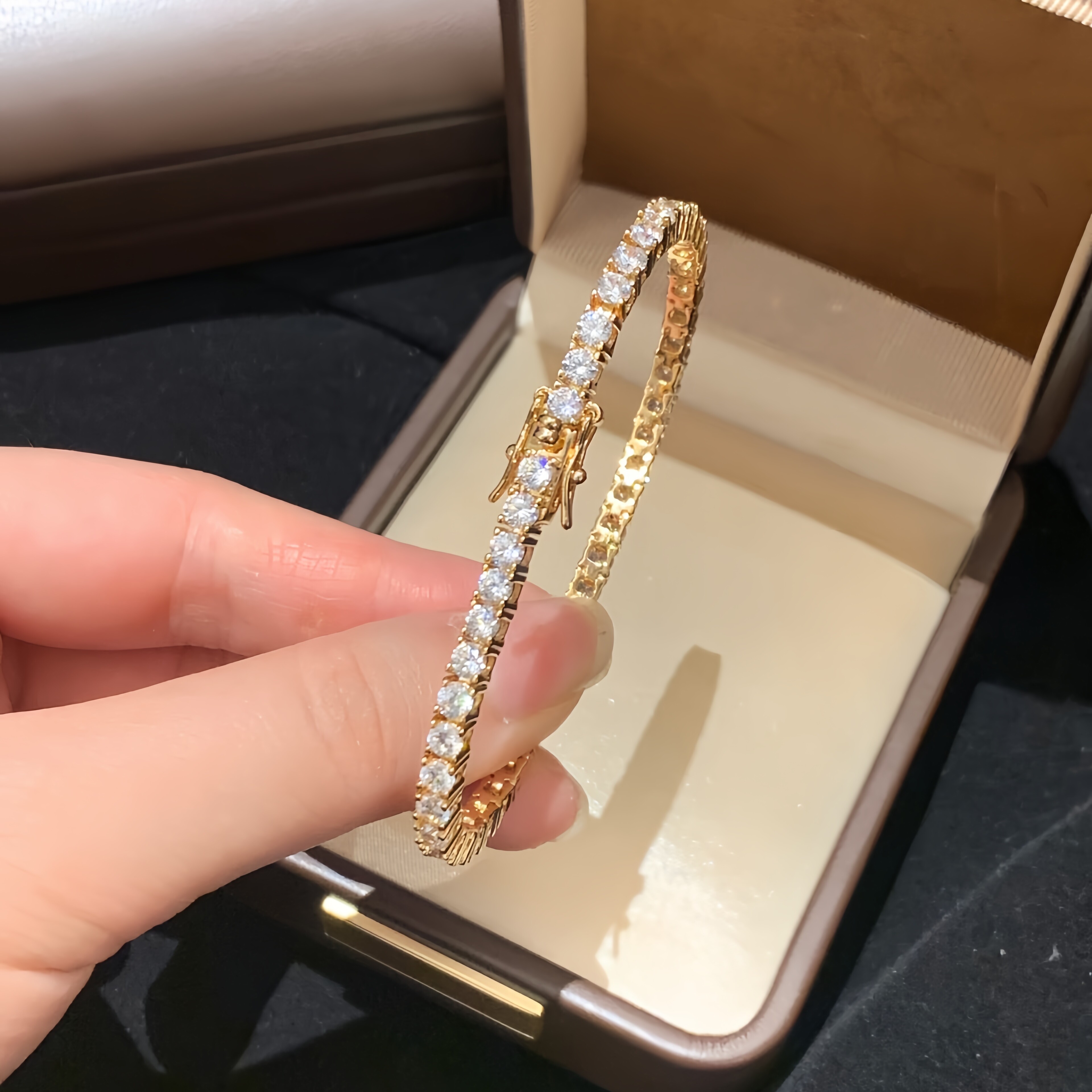 爆闪满钻锆石网球手链女轻奢小众精致高级感手镯简约欧美叠戴手饰