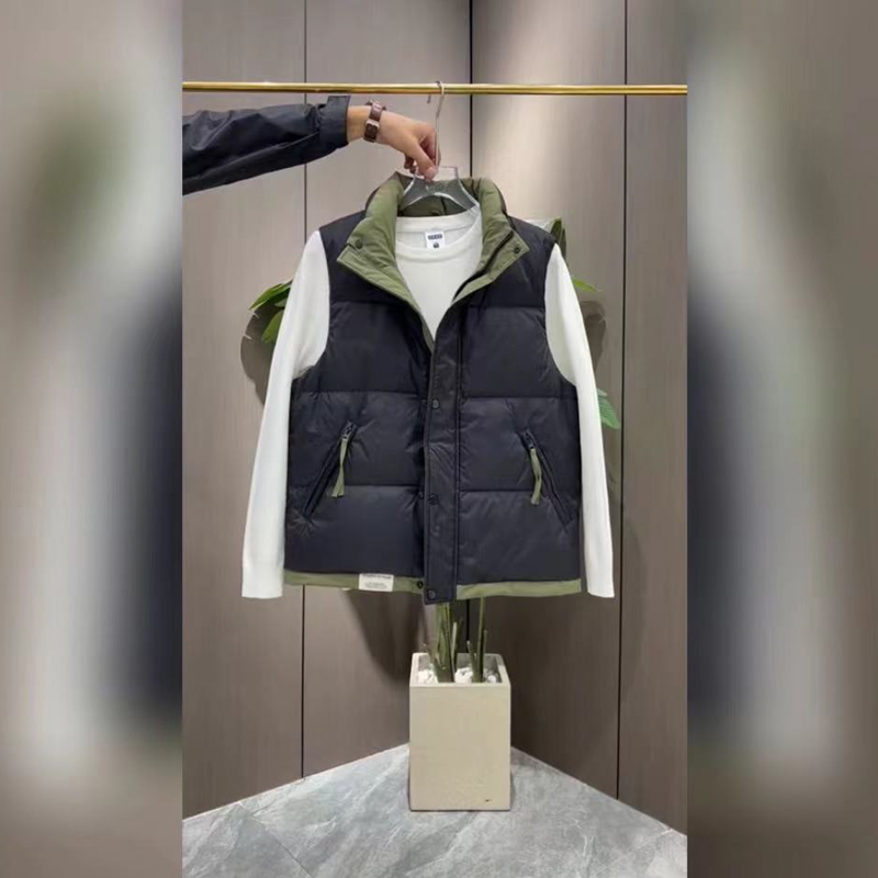 百搭羽绒马甲宽松立领