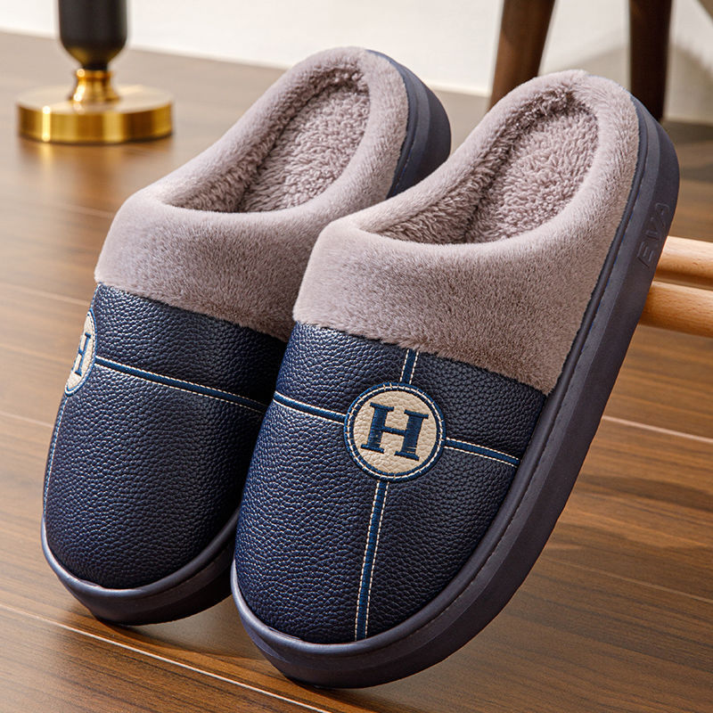 秋冬季室内外女士PU皮面防水防滑加绒厚底大码踩屎感男士棉拖鞋