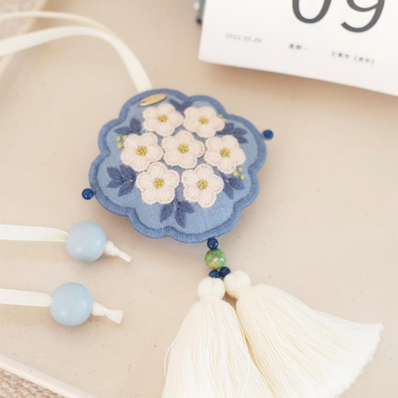 端午节礼物手工diy花朵刺绣香囊材料包崖柏清香舒缓香包车挂件