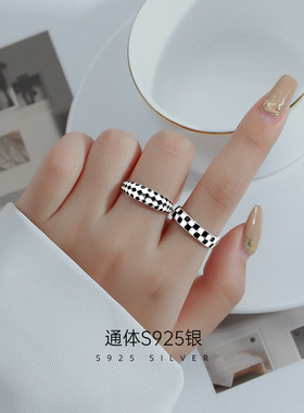 高级感S925银黑白撞色棋盘格戒指